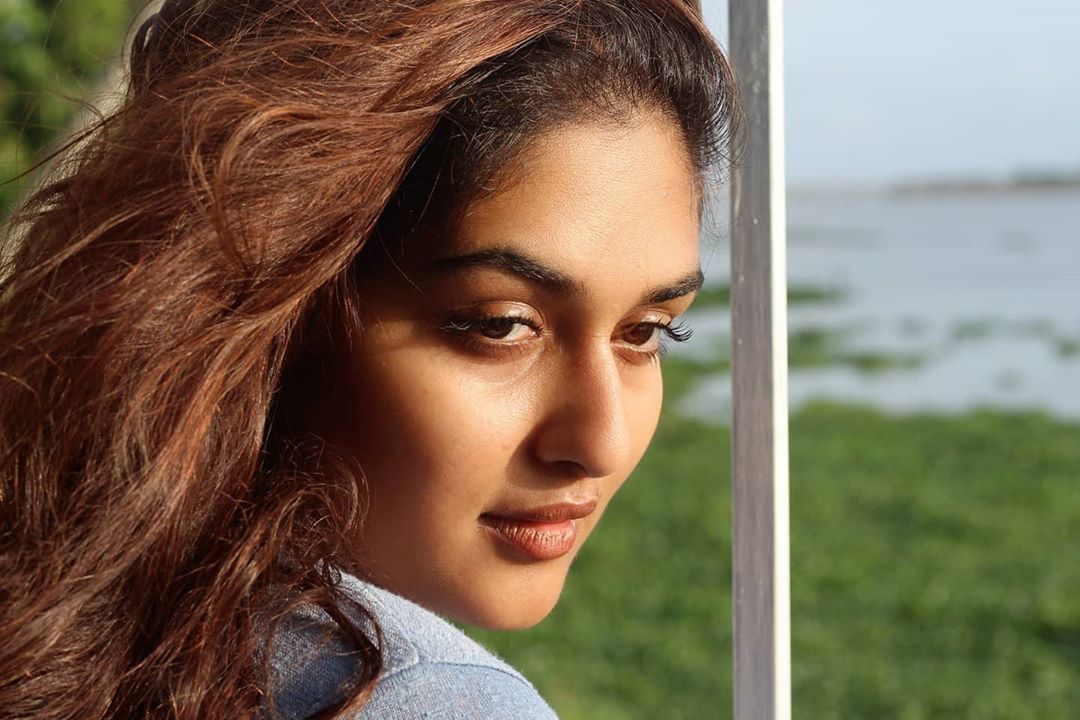 Prayaga martin Latest hot and sexy Photogallery Photos: HD Images,  Pictures, Stills, First Look Posters of Prayaga martin Latest hot and sexy  Photogallery Movie - Mallurepost.com