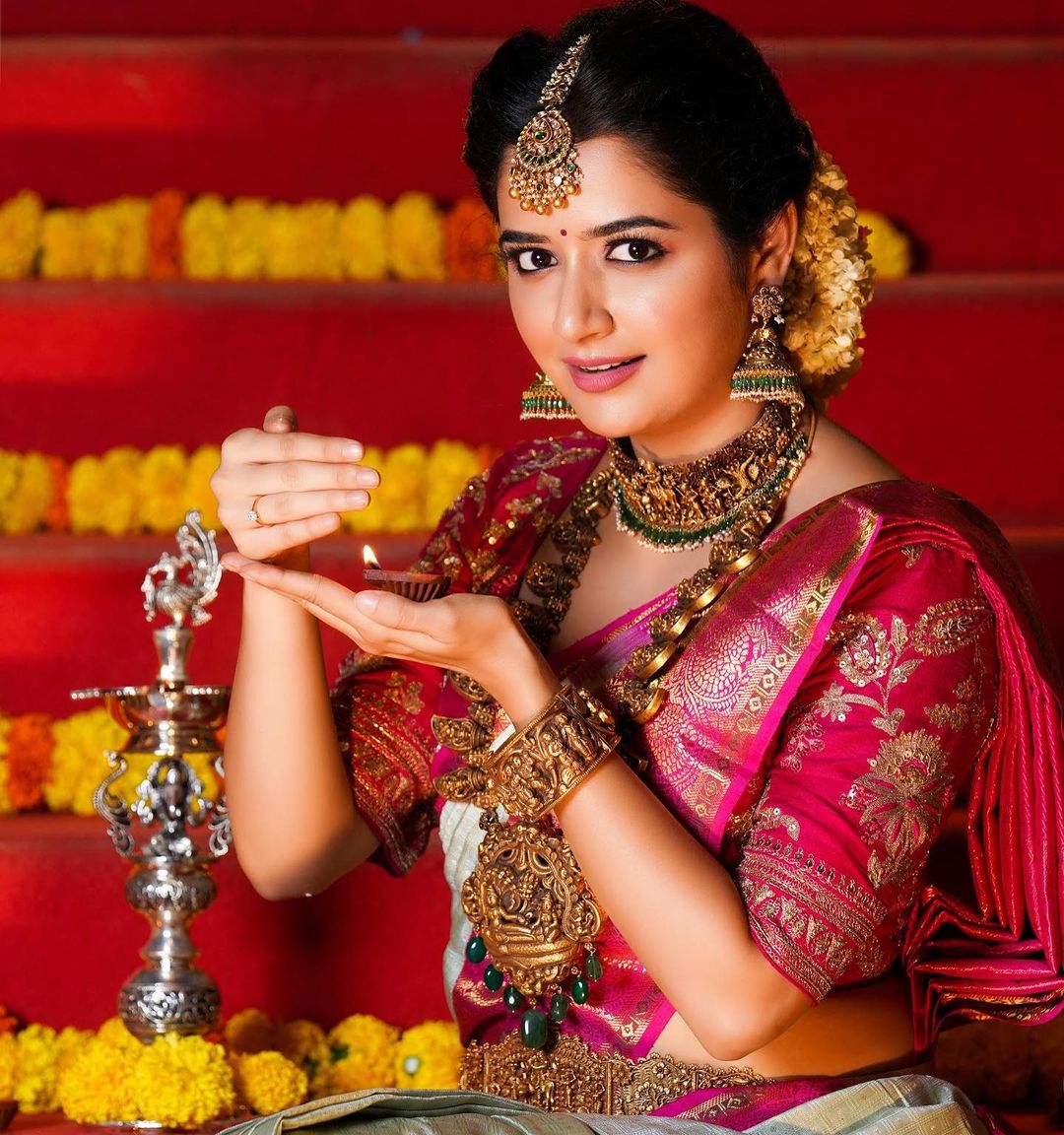 Diwali Special Photo Gallery Ashika Ranganath In Saree Hot And Sexy Photoshoot Photos Hd 3883