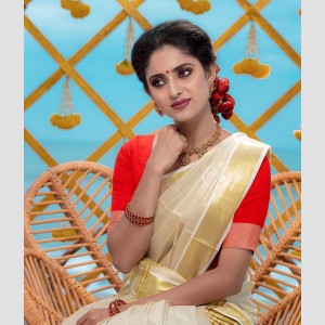 sona hot tamil actress in saree