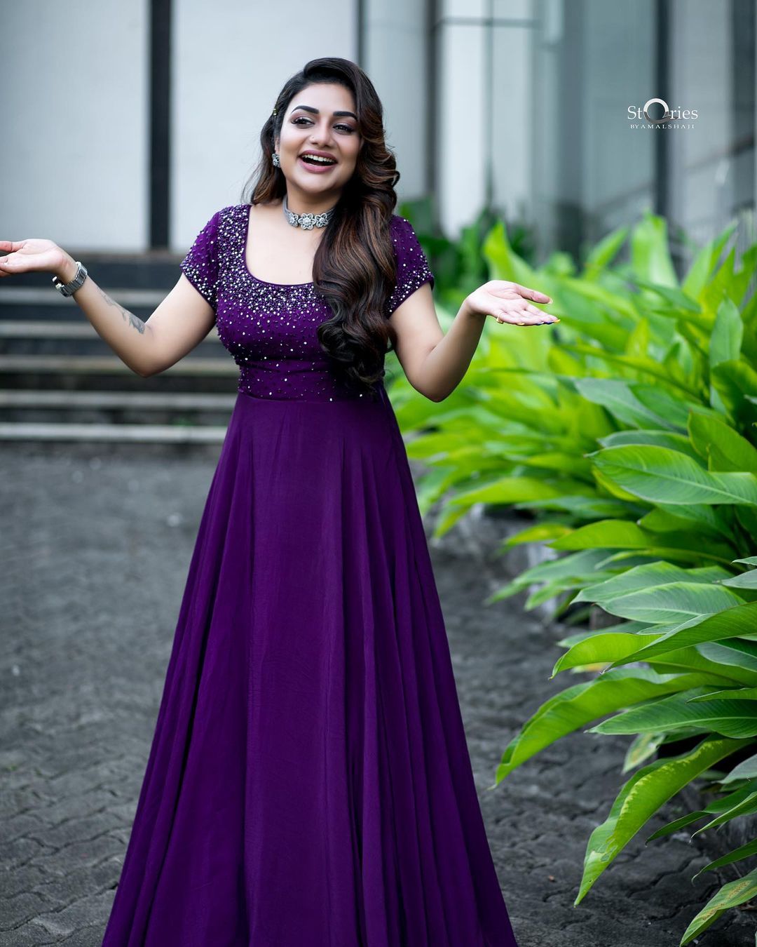 Rimi tomy looking very glamorous photos gallery Photos: HD Images,  Pictures, Stills, First Look Posters of Rimi tomy looking very glamorous  photos gallery Movie - Mallurepost.com