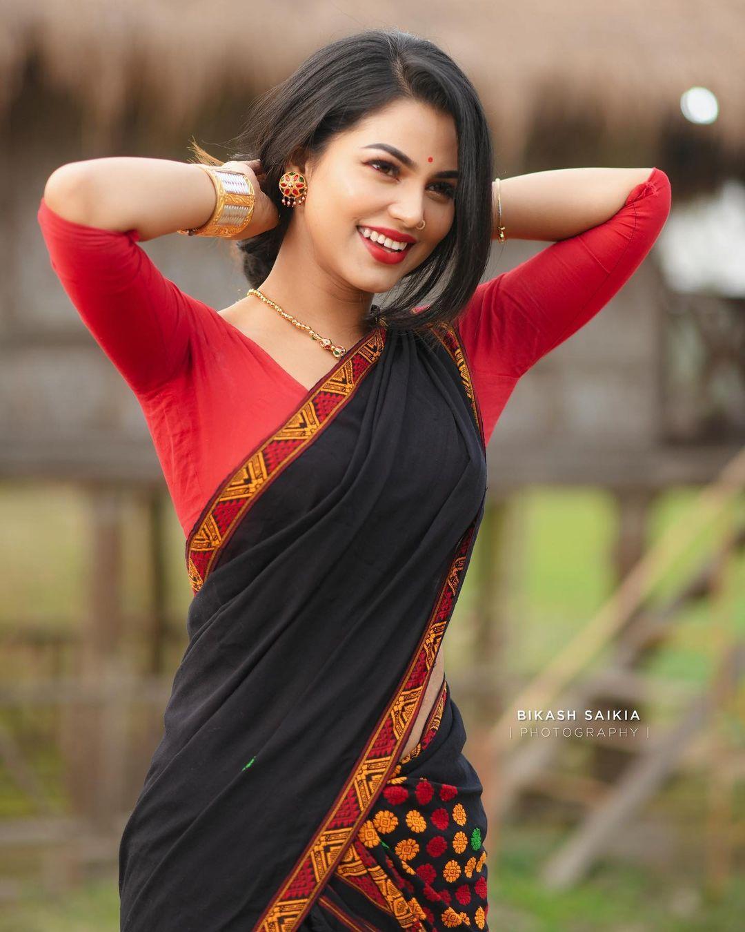 Most Sexy And Beautiful Ladys Vedeo Of Assam