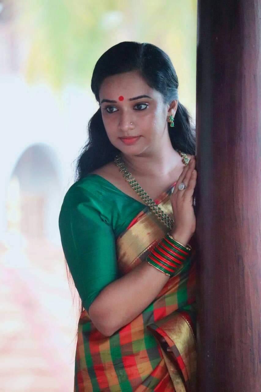 malayalam serial actress nandana