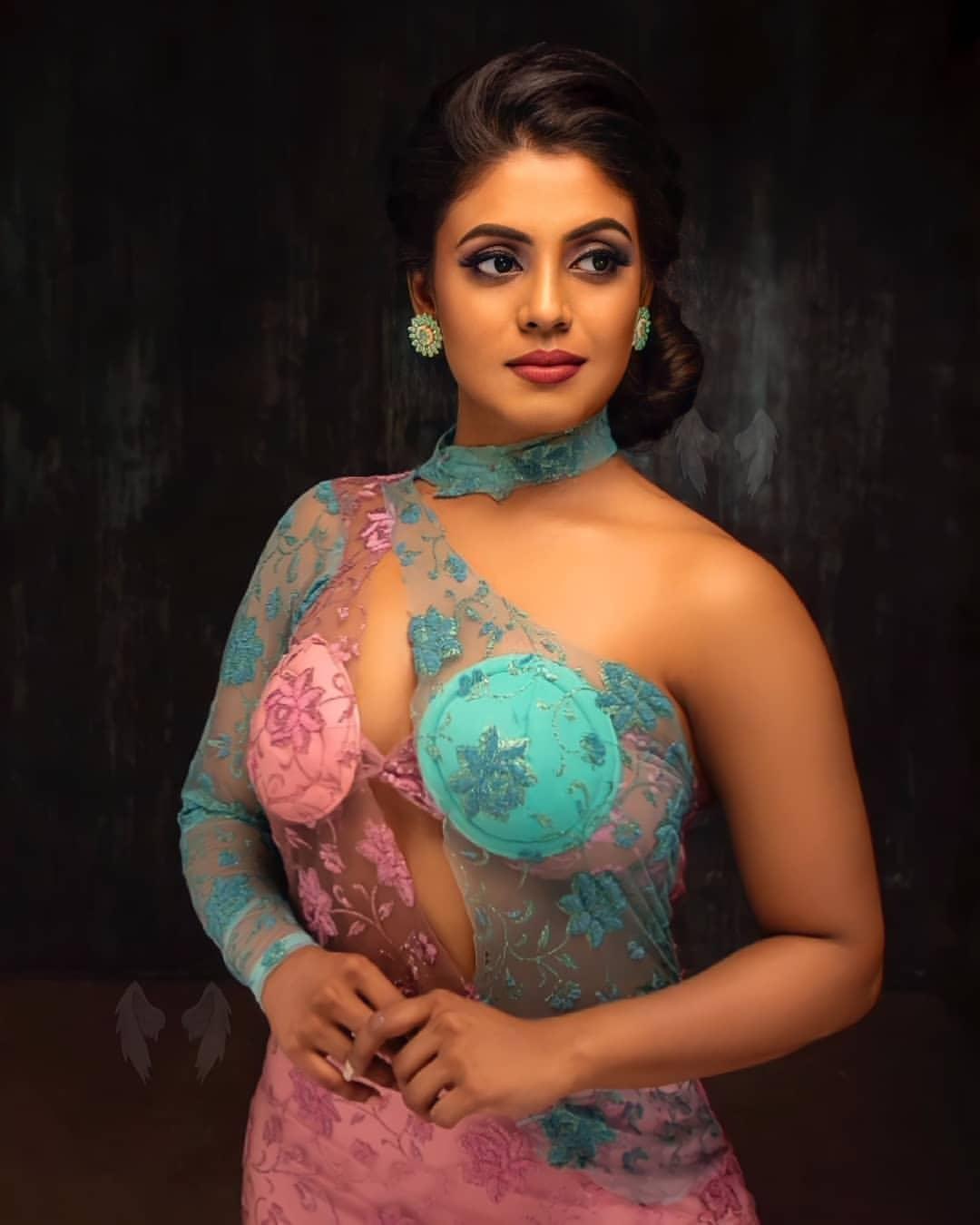 Hot Gallery Pic