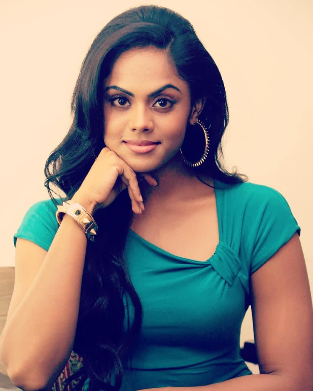 South indian actress Karthika nair looking very glamorous and beautiful  photo gallery Photos: HD Images, Pictures, Stills, First Look Posters of  South indian actress Karthika nair looking very glamorous and beautiful  photo