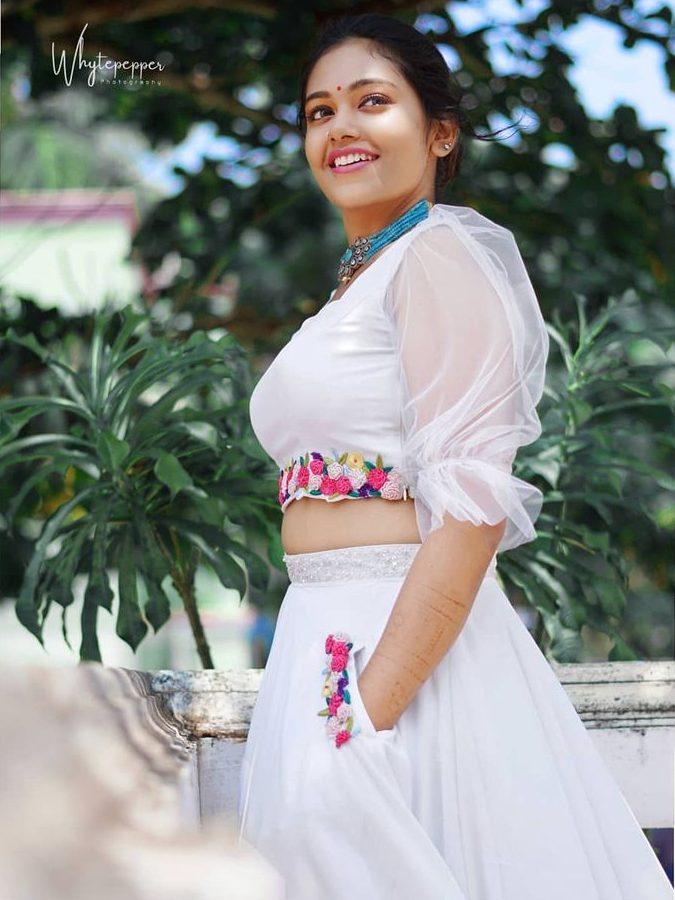 Rebecca Santhosh Xxx - Serial actress hot gallery | Rebecca Santhosh hot and sexy photoshoot  Photos: HD Images, Pictures, Stills, First Look Posters of Serial actress  hot gallery | Rebecca Santhosh hot and sexy photoshoot Movie -