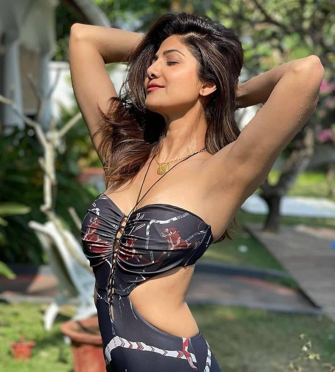 Shilpa Shetty Heroine Sex Video - Shilpa Shetty latest hot and sexy photos gallery Photos: HD Images,  Pictures, Stills, First Look Posters of Shilpa Shetty latest hot and sexy  photos gallery Movie - Mallurepost.com