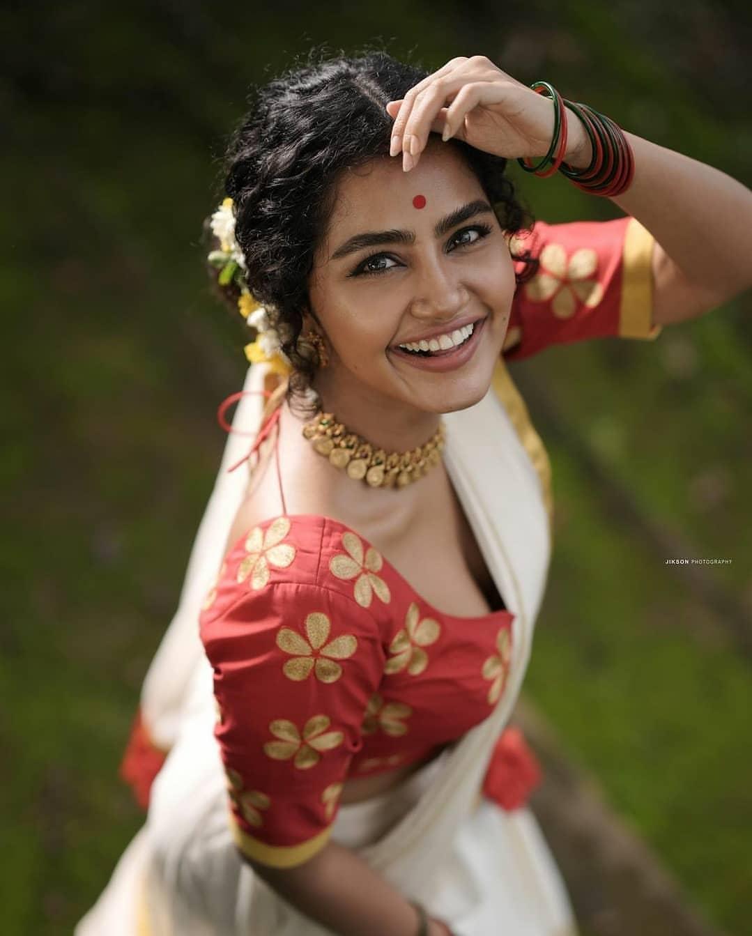 Anupama Parameswaran Sex Video Online - Tamil actress hot photos gallery | Anupama Parameswaran set saree hot  photos gallery Photos: HD Images, Pictures, Stills, First Look Posters of  Tamil actress hot photos gallery | Anupama Parameswaran set saree