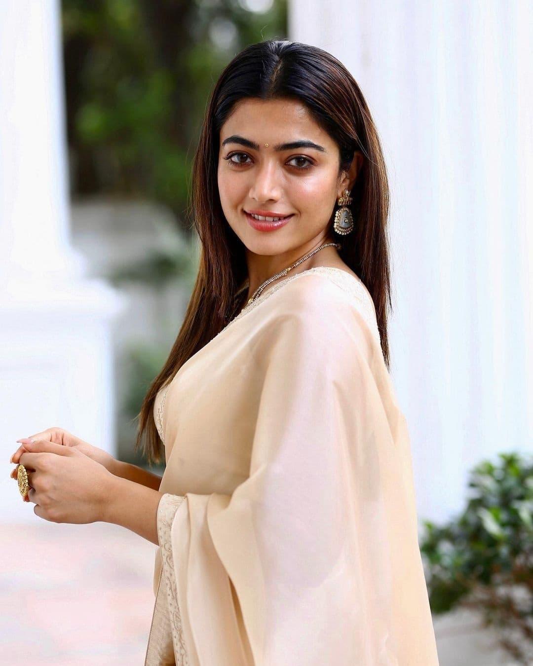 National Crush Rashmika Mandanna In White Saree Hot Photos Gallery Looking Very Beautiful And