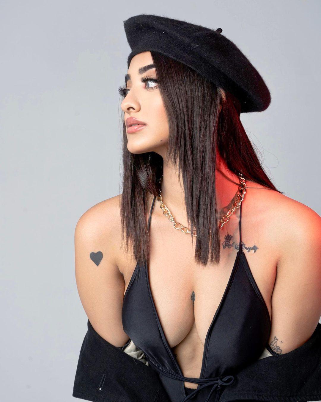 Tv actress Nikita Bhamidipati exposing cleavage photos gallery | exclusive hot and spicy stills